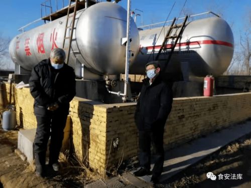 常務(wù)副縣長張影帶隊(duì)檢查特種設(shè)備銷售領(lǐng)域安全生產(chǎn)工作